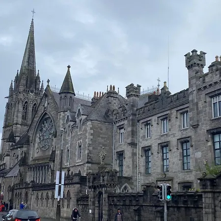 Appartement Promo Modern 1-bedroom Flat Near Crokepark And Citycentre